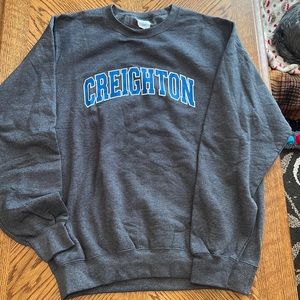 🎓Creighton University Fleece Pullover sweatshirt size unisex size M